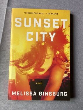 3/$20 Sunset City by Melissa Ginsburg Book/Novel